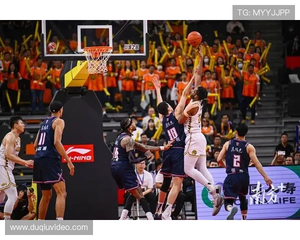 五强争霸格局成型,浙江广厦、广东宏远、上海久事、山西汾酒、北京北汽构成争冠集团 五强争霸格局成型,浙江广厦、广东宏远、上海久事、山西汾酒、北京北汽构成争冠集团