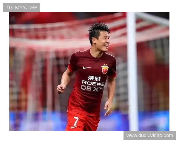 上海海港前锋武磊预计2月11日亚冠复出,冬训状态良好 上海海港前锋武磊预计2月11日亚冠复出,冬训状态良好